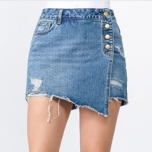 NWT American Bazi Denim Skort with Brushed Gold Buttons | Size M